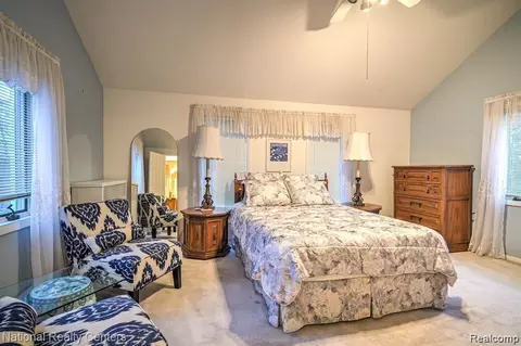 Bedroom - 3453 Ormond Rd, White Lake, MI 48383 photo 3 of 3