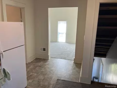 Entry Way - 504 E Clinton St, Howell, MI 48843 photo 1 of 1