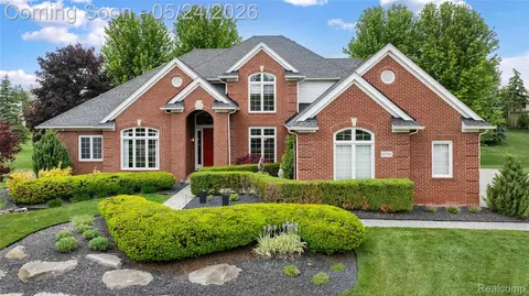13750 Embers Ct, Plymouth, MI 48170
