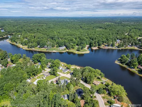 View/Area - 1379 Sioux St, Gladwin, MI 48624 photo 10 of 28