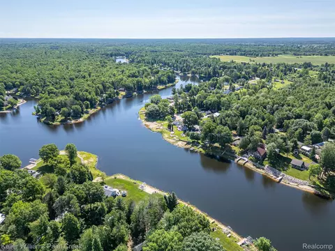 View/Area - 1379 Sioux St, Gladwin, MI 48624 photo 2 of 28