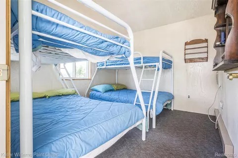 Bedroom - 1379 Sioux St, Gladwin, MI 48624 photo 11 of 12