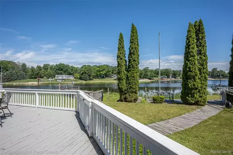 Exterior - 1379 Sioux St, Gladwin, MI 48624 photo 3 of 15