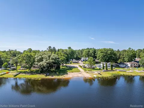 View/Area - 1379 Sioux St, Gladwin, MI 48624 photo 21 of 28