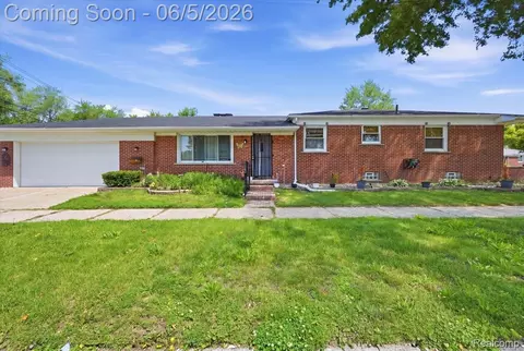 8271 Arnold St, Dearborn Heights, MI 48127