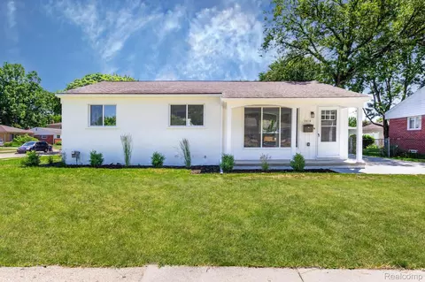 2018 Kenwood Ct, Royal Oak, MI 48067