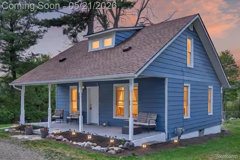 841 Sands Rd, Brandon, MI 48462