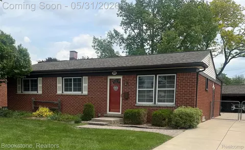2664 Sparta Dr, Troy, MI 48083