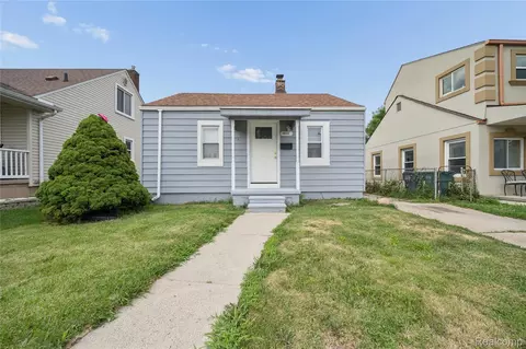 2036 Ford Blvd, Lincoln Park, MI 48146