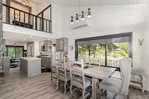 Dining - 2380 Islanders Way, Gladwin, MI 48624 photo 2 of 2