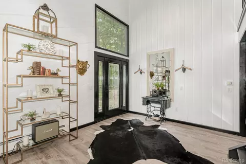 Entry Way - 2380 Islanders Way, Gladwin, MI 48624 photo 1 of 3