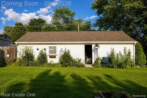 Other - 206 Broadway, Springfield, MI 48350 photo 5 of 22