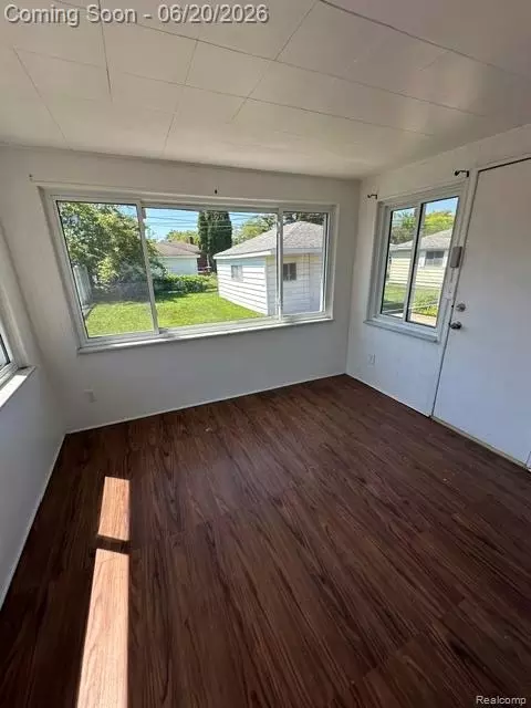 Exterior - 17416 Veronica Ave, Eastpointe, MI 48021 photo 1 of 1