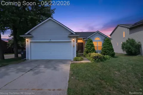 953 N Newburgh Rd, Westland, MI 48185