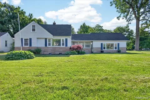 14916 Alexander St, Livonia, MI 48154