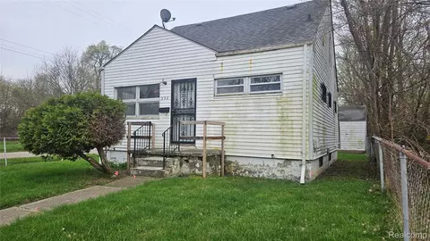 258 E Hobson Ave, Flint, MI 48505