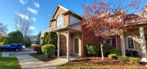 3633 Oakmonte Blvd #189, Oakland, MI 48306