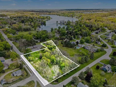 0 Silver Lake Road Rd, Fenton, MI 48451