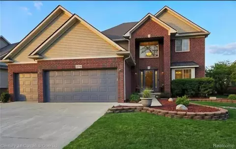 23756 Waterview Dr, Huron, MI 48164
