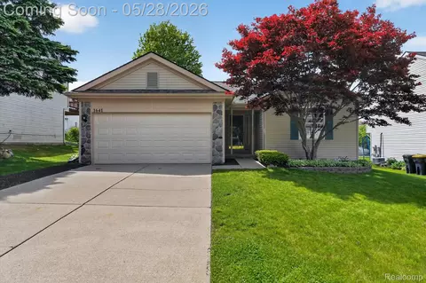 1641 Chelsea Cir, Howell, MI 48843