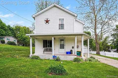 324 George St, Flushing, MI 48433