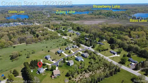 9122 Oneida Way, Pinckney, MI 48169