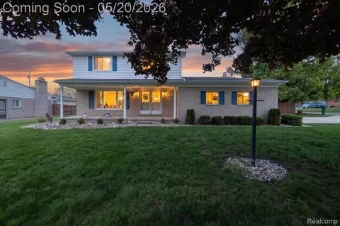 38010 John P St, Clinton Township, MI 48036
