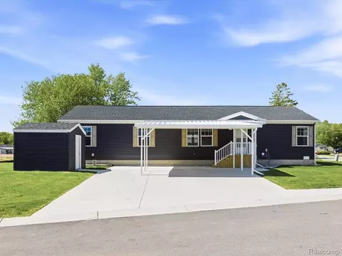 10914 Le Grande Ct Apt Lot #LOT 100, Ira, MI 48023
