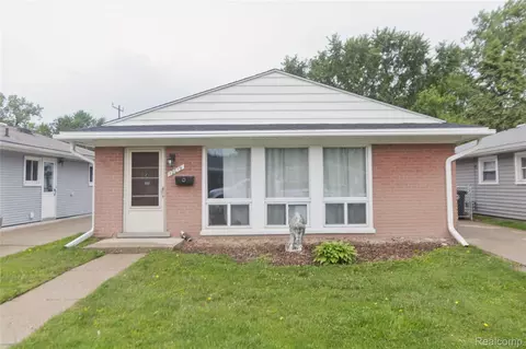 12019 Arcola St, Livonia, MI 48150
