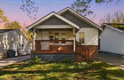 1687 Channing St, Ferndale, MI 48220