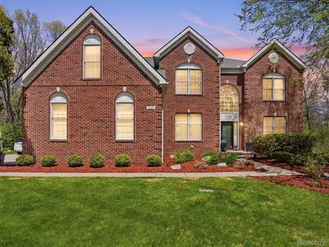 5318 Glenwood Crk, Independence, MI 48348