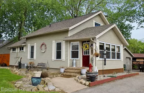 12 Mccoll St, Yale, MI 48097