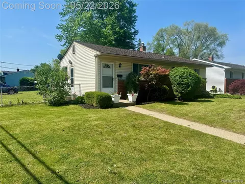 11964 Waiteley Dr, Sterling Heights, MI 48313
