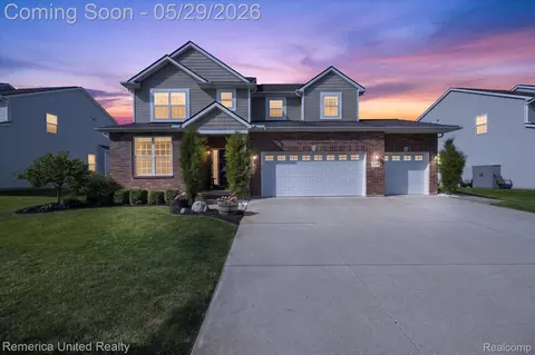 10948 Bouldercrest Dr, Green Oak, MI 48178