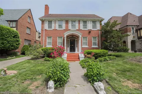 18244 Parkside St, Detroit, MI 48221