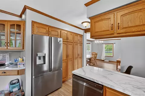 Kitchen - 6235 Flushing Rd, Mount Morris, MI 48433 photo 3 of 4