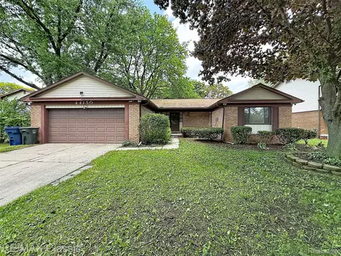 44150 S Umberland Cir, Canton, MI 48187