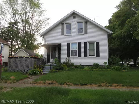 604 Smith St, Monroe, MI 48161