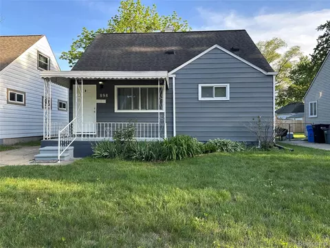 898 E Barrett Ave, Madison Heights, MI 48071