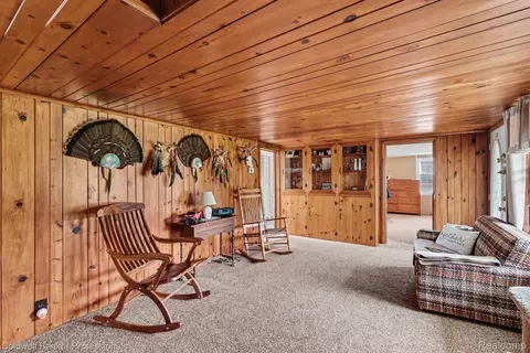 Entry Way - 3105 E Dodge Rd, Thetford, MI 48420 photo 1 of 5
