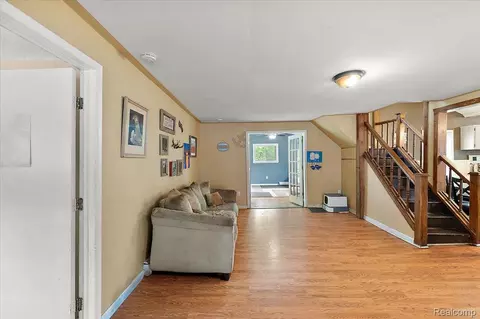 Entry Way - 3915 Fruit St, Clay, MI 48001 photo 2 of 5