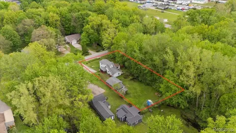 View/Area - 3915 Fruit St, Clay, MI 48001 photo 2 of 11