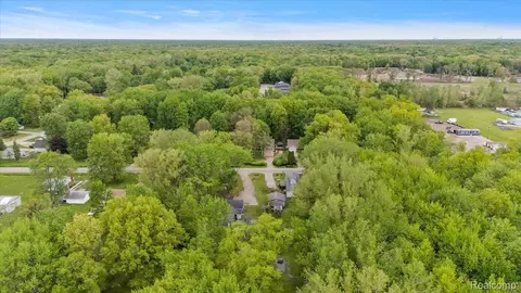 View/Area - 3915 Fruit St, Clay, MI 48001 photo 10 of 11