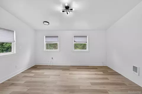 Other - 810 E 8th St, Flint, MI 48503 photo 5 of 10