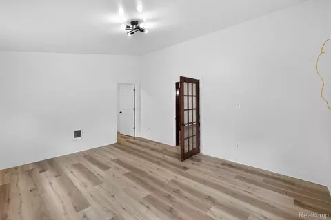 Other - 810 E 8th St, Flint, MI 48503 photo 6 of 10