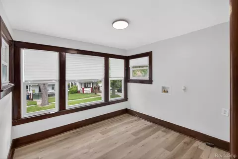 Other - 810 E 8th St, Flint, MI 48503 photo 8 of 10