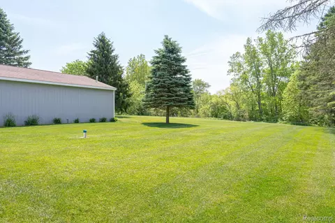 Exterior - 4610 Clyde Rd, Oceola, MI 48855 photo 6 of 10