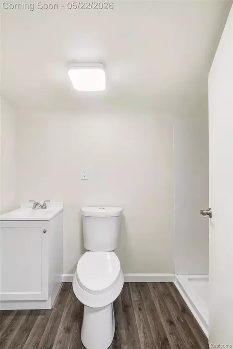 Bath - 1093 W Maple Ave, Mundy, MI 48507 photo 1 of 2
