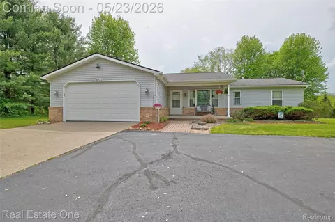 4022 Hadley Rd, Metamora, MI 48455