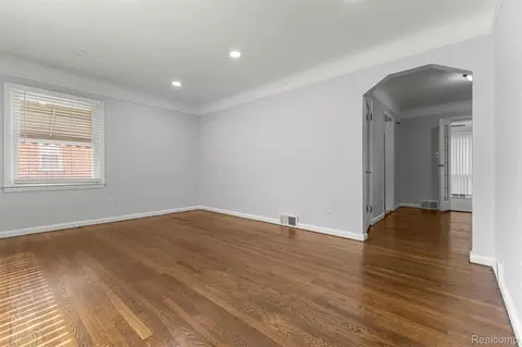 Living - 21311 Outer Dr, Dearborn, MI 48124 photo 1 of 3